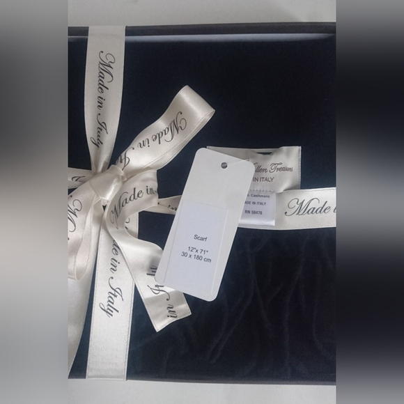 Italian Woollen Treasures Unisex Scarf 100% Cashmere Navy MADE IN ITALY - Picture 7 of 9